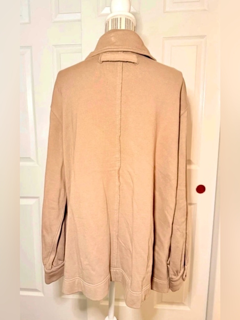 Free People Oversized Snap Front Shacket Jacket NWT Small Dusted Cocoa size S - Picture 11 of 16